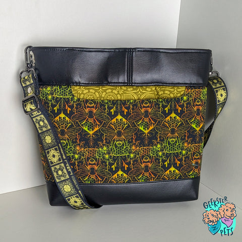 Queen's Lace Crossbody Bag